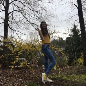 Meet your Posher, Whitney